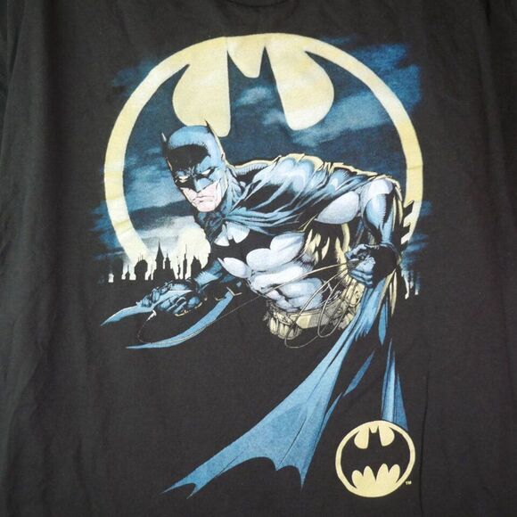 Batman Heed The Call Adult Size 2X Black T-Shirt Front Print Licensed DC - Picture 2 of 10